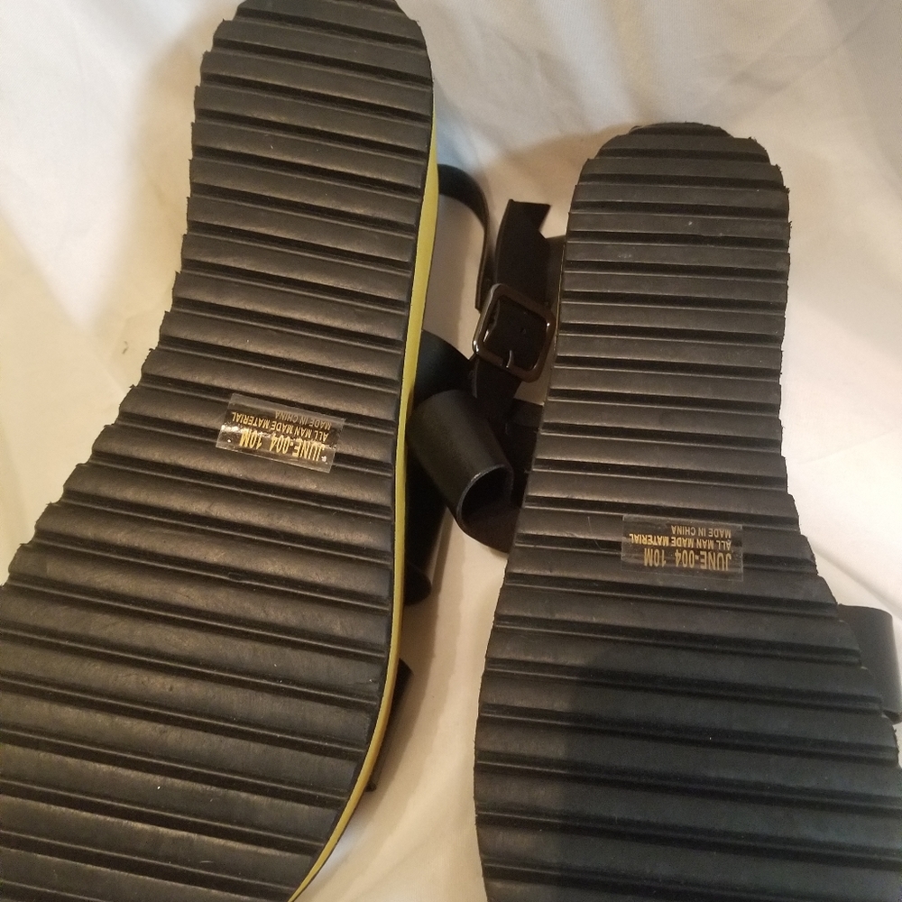 Women's size 10 sandals - Picture 6 of 8